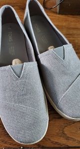 Tom's Avalon grey slip ons BRAND NEW
